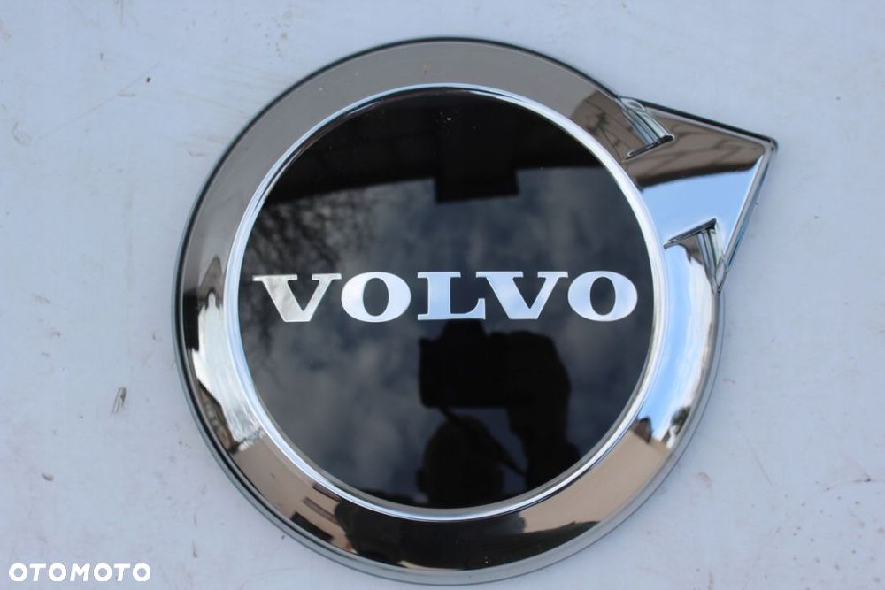 Emblemat Volvo V90 Xc90 S90 32337963 Grzanie Nowy
