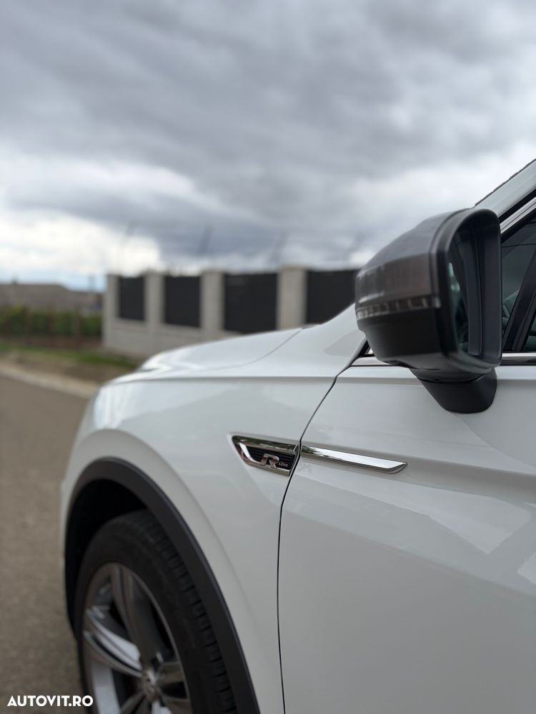 Volkswagen Tiguan - 10