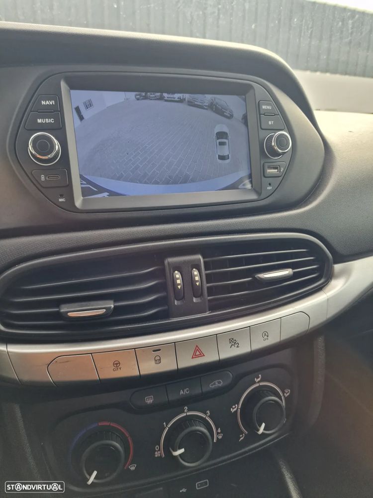 Fiat Tipo Station Wagon - 15