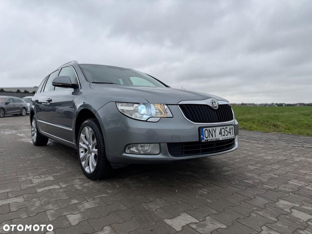 Skoda Superb 2.0 TDI 4x4 Elegance - 3
