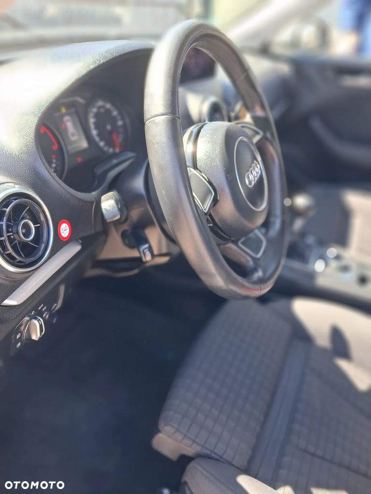 Audi A3 Sportback - 13