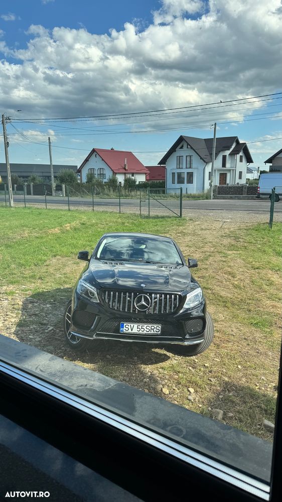 Mercedes-Benz GLE - 32