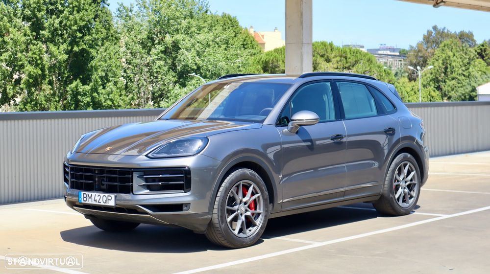 Porsche Cayenne S E-Hybrid - 2