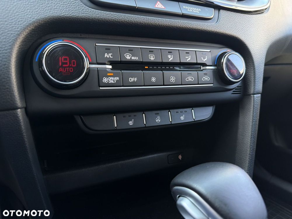Kia Ceed 1.6 GDI PHEV L Business Line DCT - 19