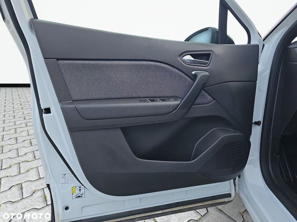 Renault Captur - 16