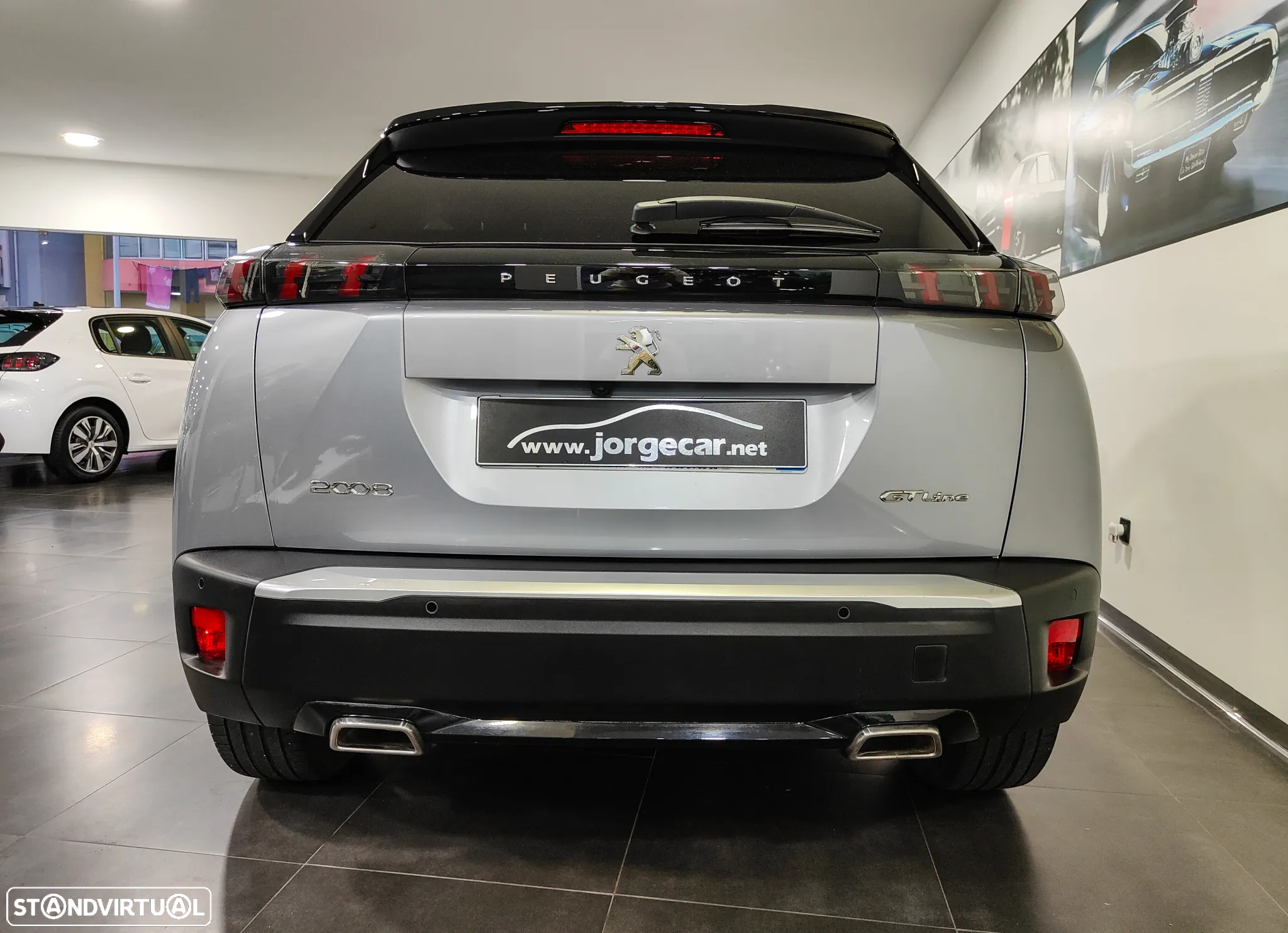Peugeot 2008 1.2 PureTech GT Line - 24