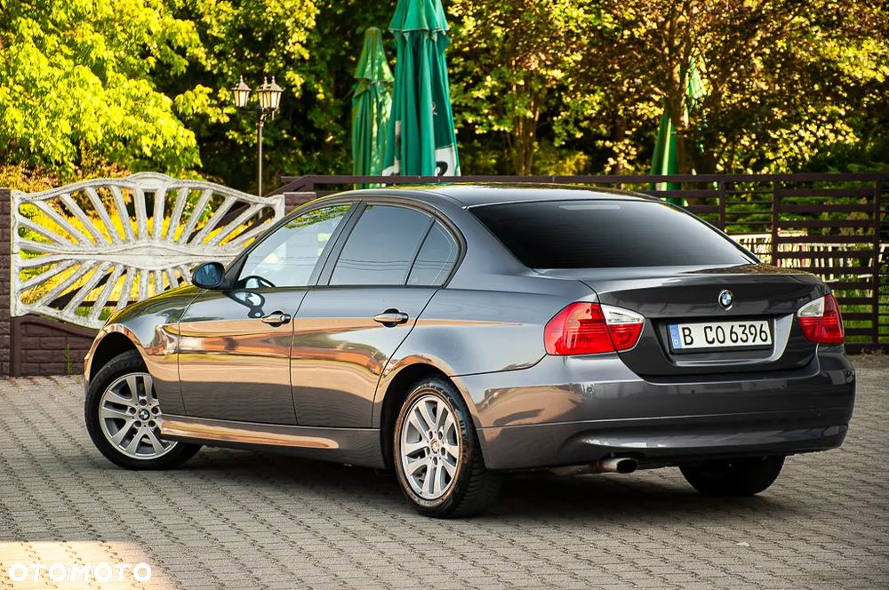 BMW Seria 3 - 17