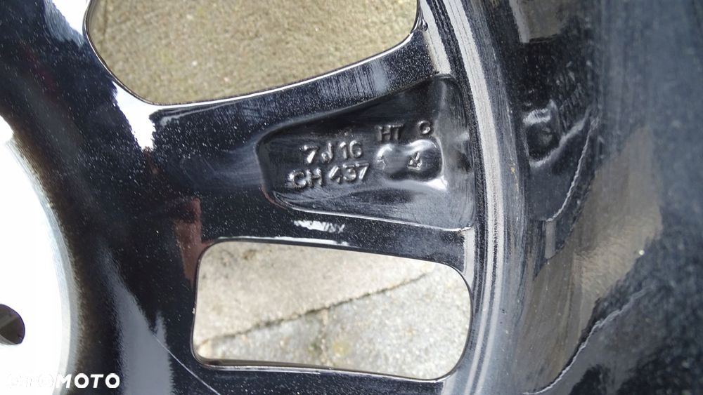 renault clio iv - felga 7jx16 4x100 et37 - 9