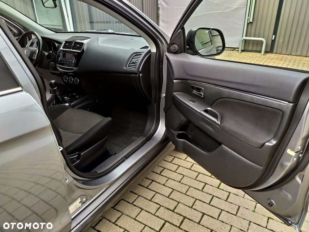 Mitsubishi ASX 1.8 DID Invite 4WD AS&G - 25
