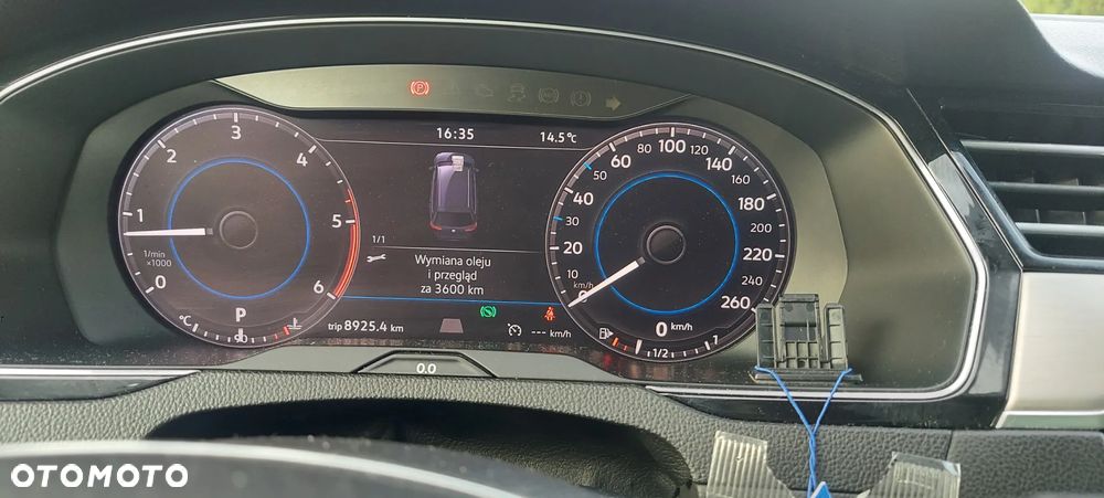 Volkswagen Passat - 33