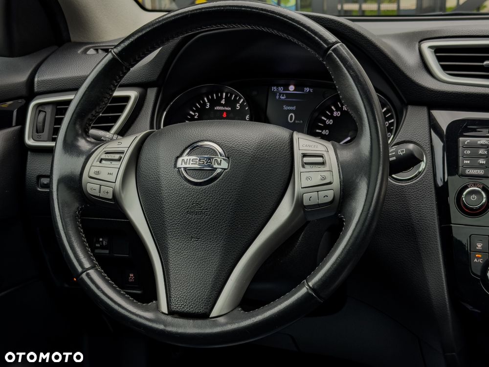 Nissan Qashqai 1.2 DIG-T N-Vision - 22
