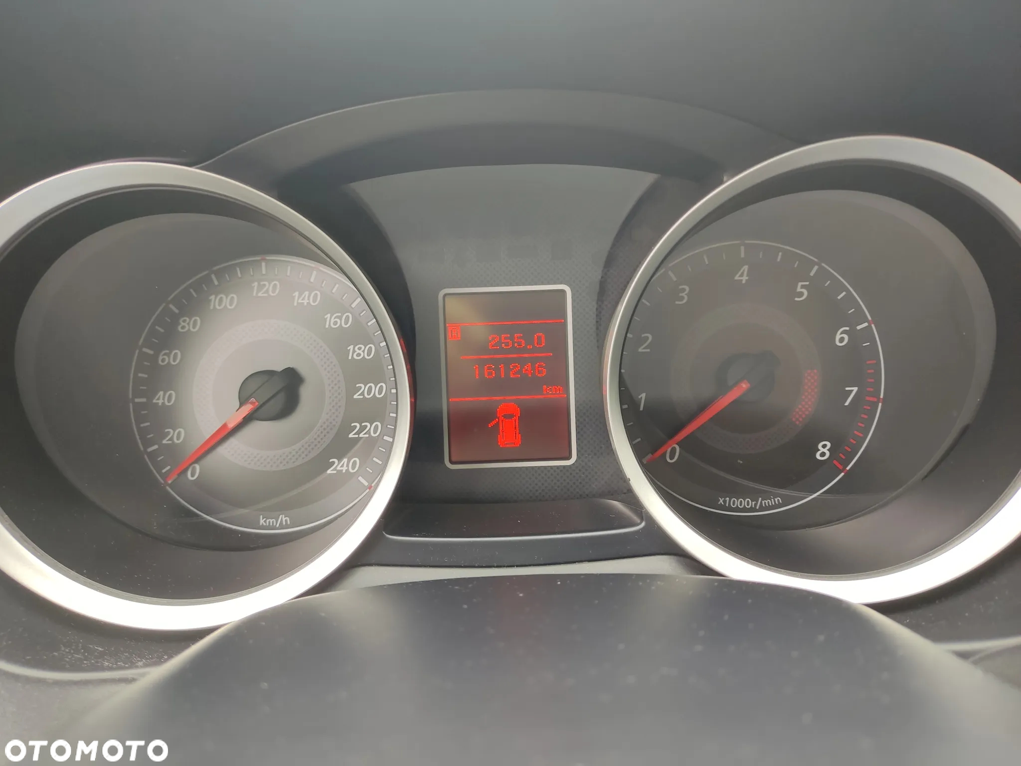Mitsubishi Lancer 1.5 Inform - 4