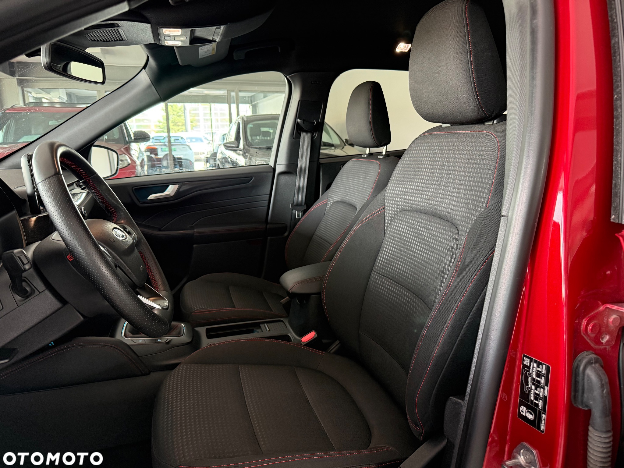 Ford Kuga 1.5 EcoBoost FWD ST-Line - 17