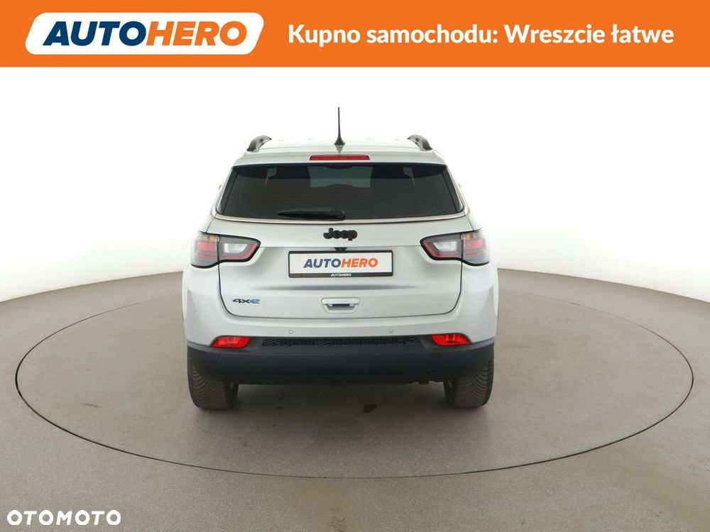 Jeep Compass 1.3 T4 PHEV 4xe Longitude S&S - 8