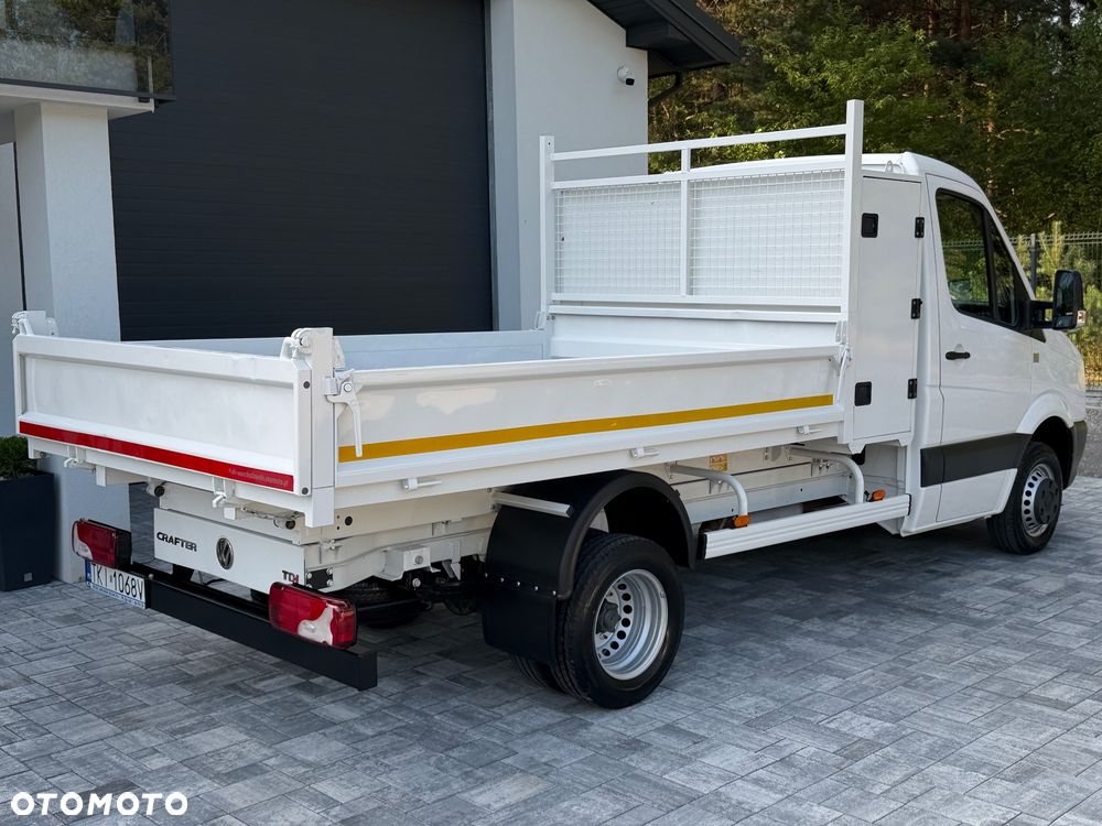 Volkswagen Crafter Wywrotka 2.0 TDI 136km / Fabryczna wywrotka Cabretta / Stan jak nowego! / Oryginalny niski przebieg / Nowe opony / Wywrot tylnozsypowy / FV23% - 15