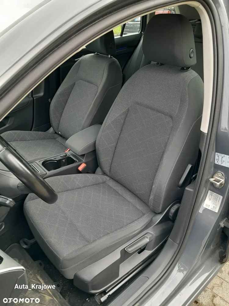 Volkswagen Golf VIII 2.0 TDI Life - 25