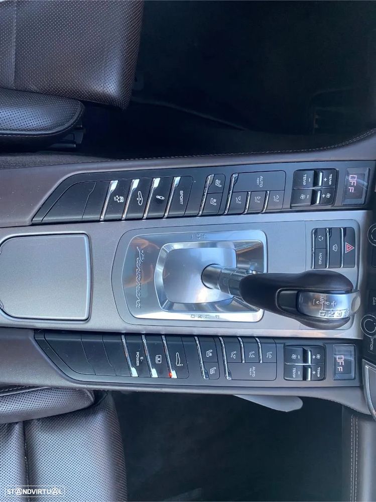 Porsche Panamera S Hybrid J19 - 34