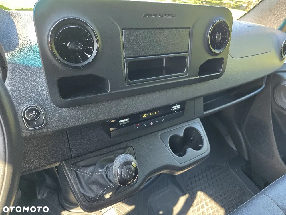 Mercedes-Benz SPRINTER 317 L2H2 - 15
