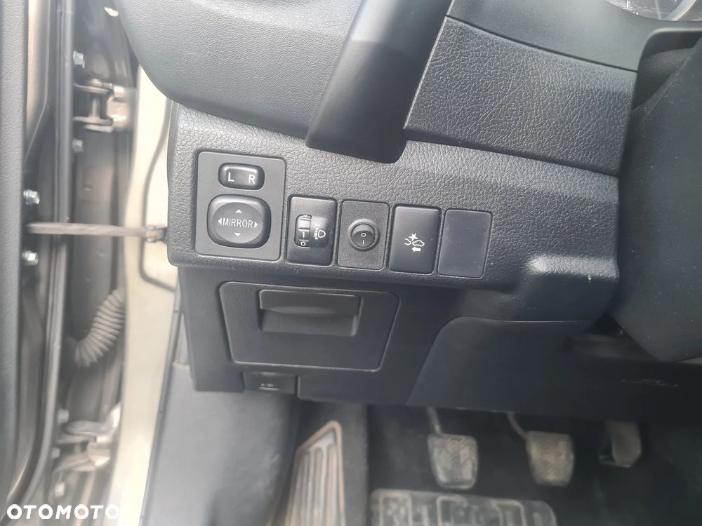 Toyota Corolla 1.6 Comfort - 6
