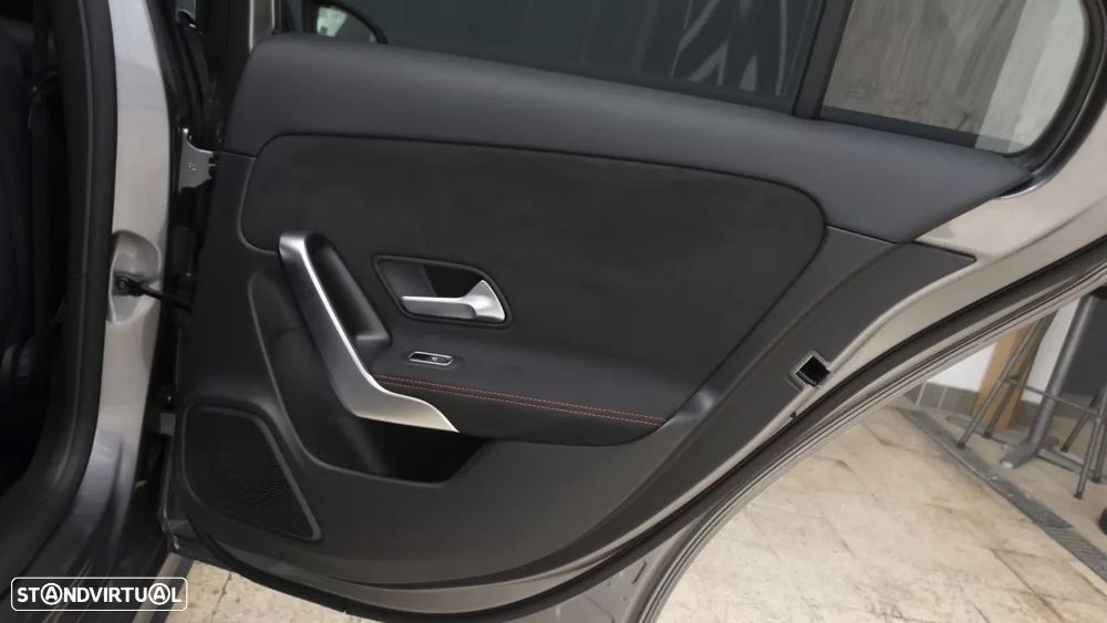 Mercedes-Benz A 200 AMG Line Aut. - 9