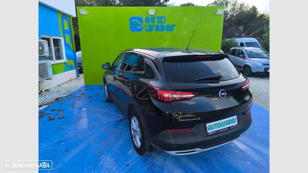 Opel Grandland X 1.2 T Business Edition - 4