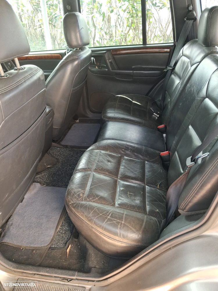 Jeep Grand Cherokee - 9