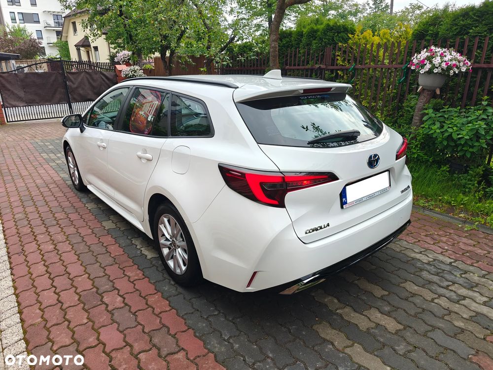Toyota Corolla 1.8 Hybrid Comfort - 4