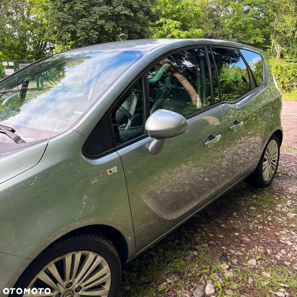 Opel Meriva 1.7 CDTI Cosmo - 4