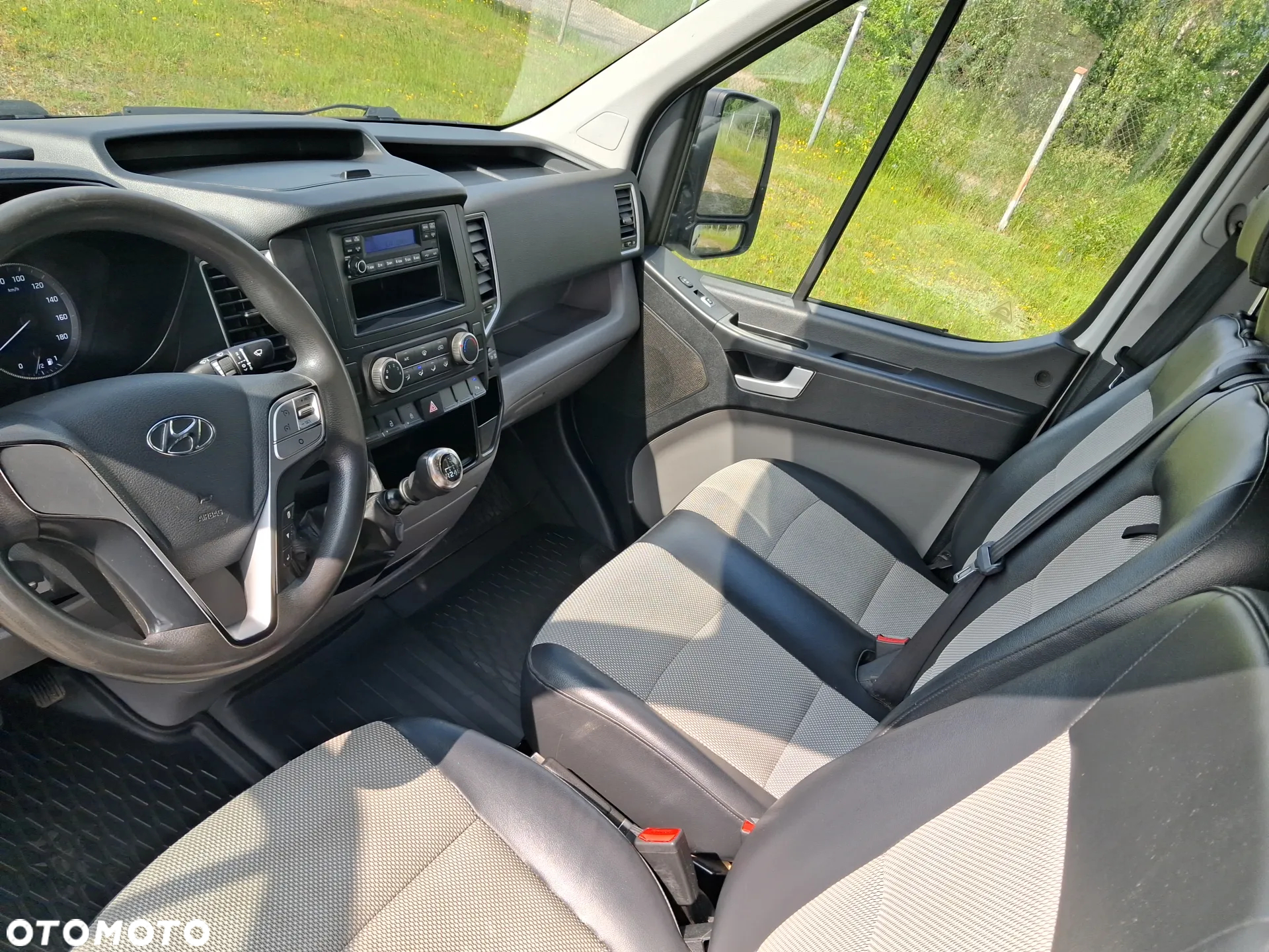 Hyundai H350 - 8