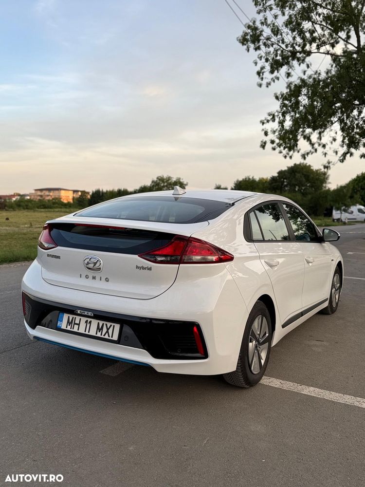 Hyundai IONIQ 1.6 GDI Style - 10