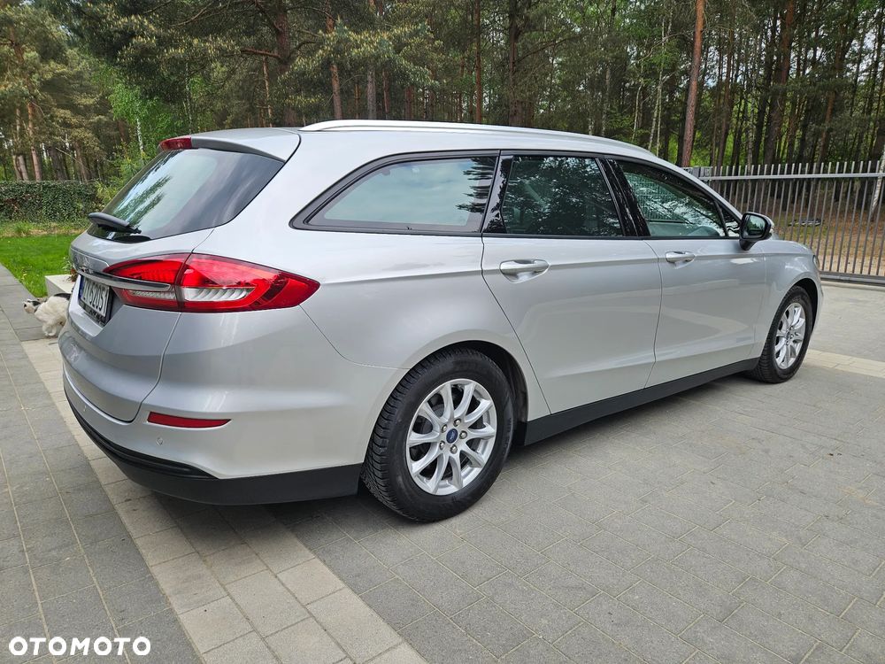 Ford Mondeo 2.0 TDCi Ambiente - 12