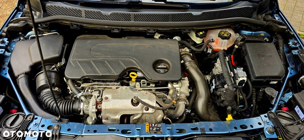 Opel Astra 1.6 D (CDTI) Start/Stop Innovation - 26