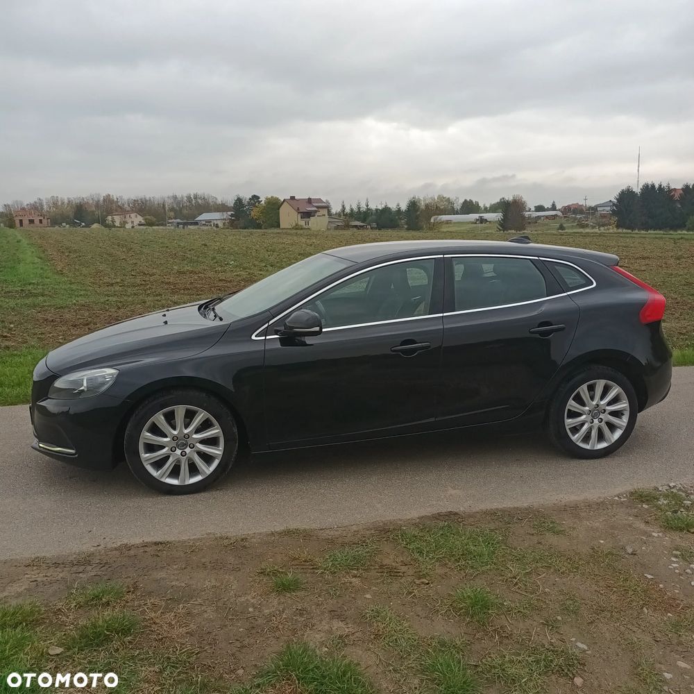 Volvo V40 D2 Summum - 3