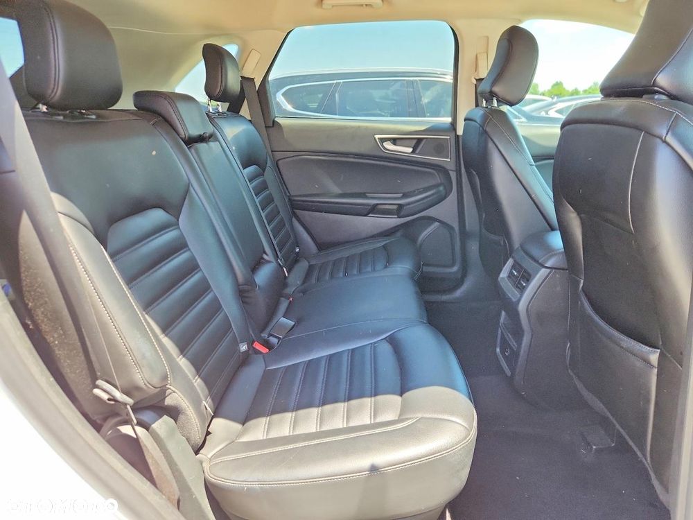 Ford Edge - 13
