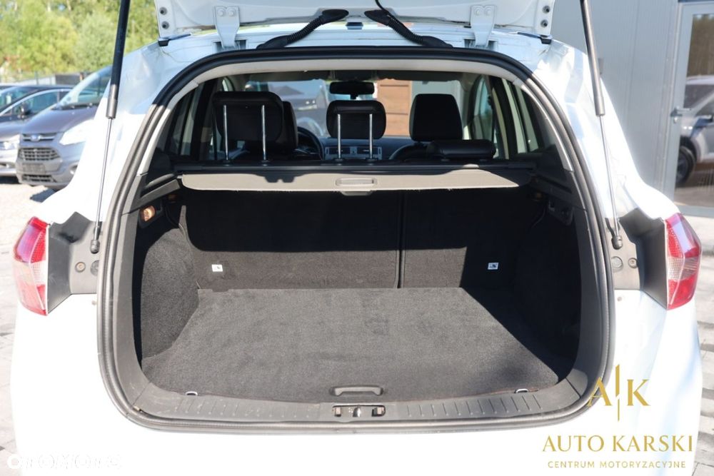 Ford Kuga - 39