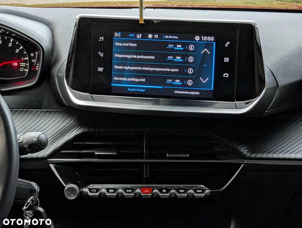 Peugeot 2008 PureTech 130 Allure Pack - 17