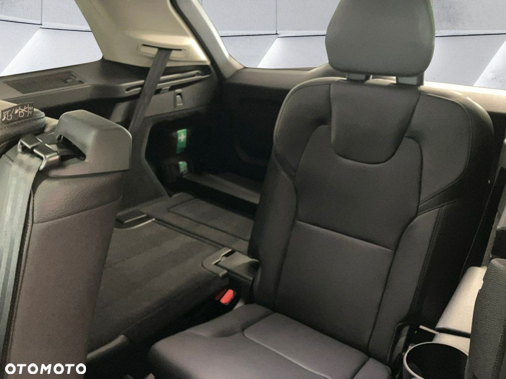 Volvo XC 90 B5 D AWD Plus Bright - 27