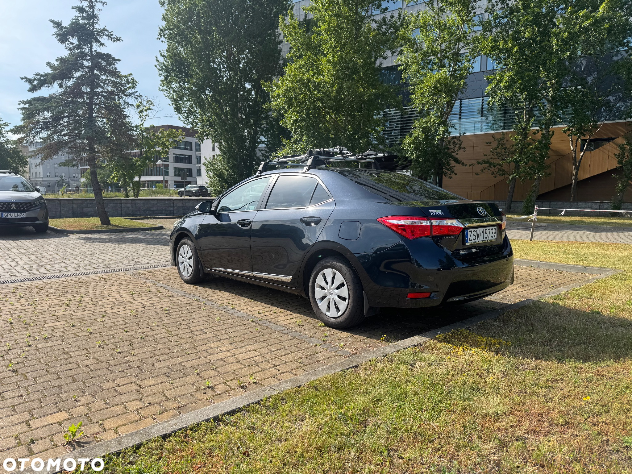 Toyota Corolla 1.6 Active - 5