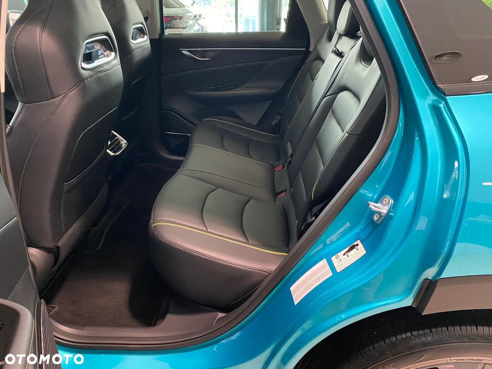 BAIC 5 1.5T Comfort DCT - 11