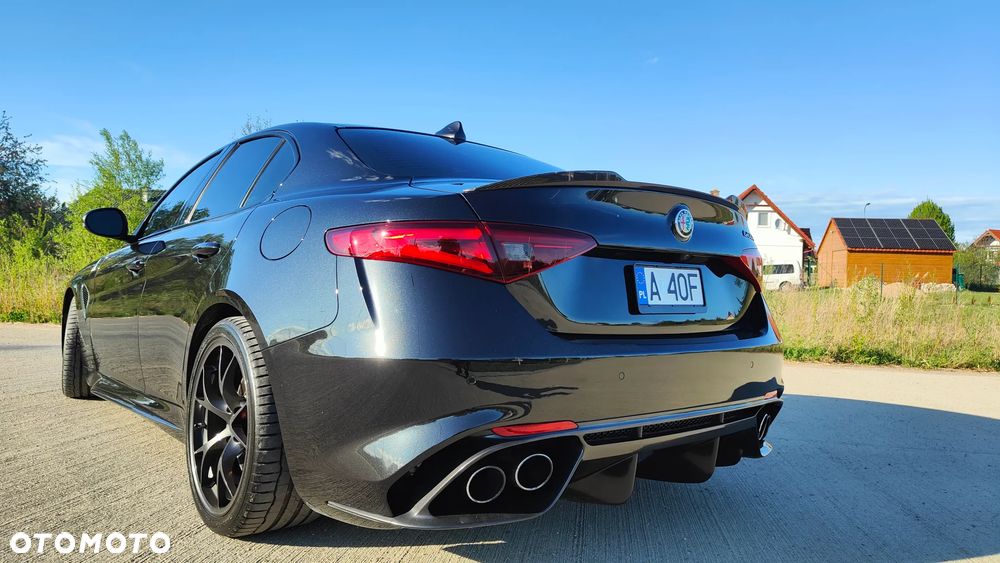Alfa Romeo Giulia 2.9 Bi Turbo V6 Quadrifoglio - 4