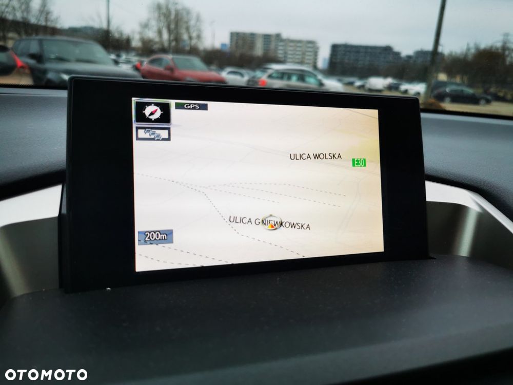 Lexus NX 300h Elite AWD - 23