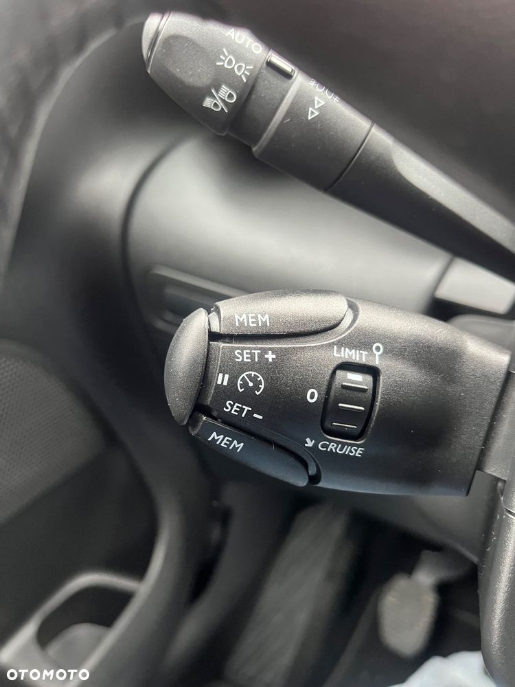 Citroën C3 Aircross PureTech 110 Stop & Start OPF PLUS - 23