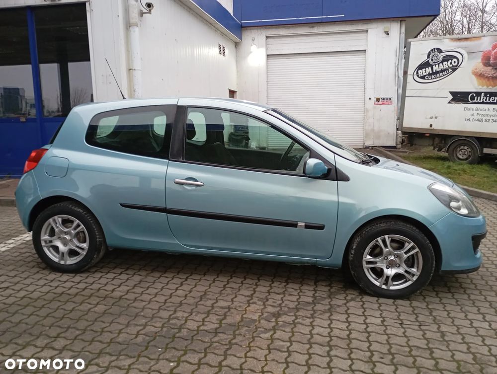 Renault Clio 1.2 TCE Alize - 23