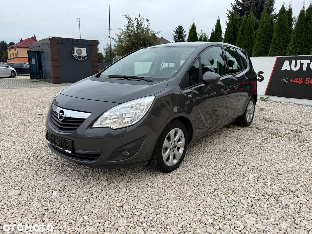 Opel Meriva 1.4 T Essentia S&S - 1