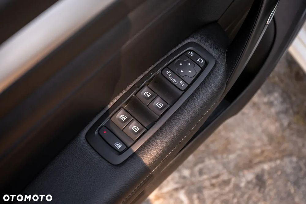 Renault Megane E-TECH 160 EQUILIBRE - 22