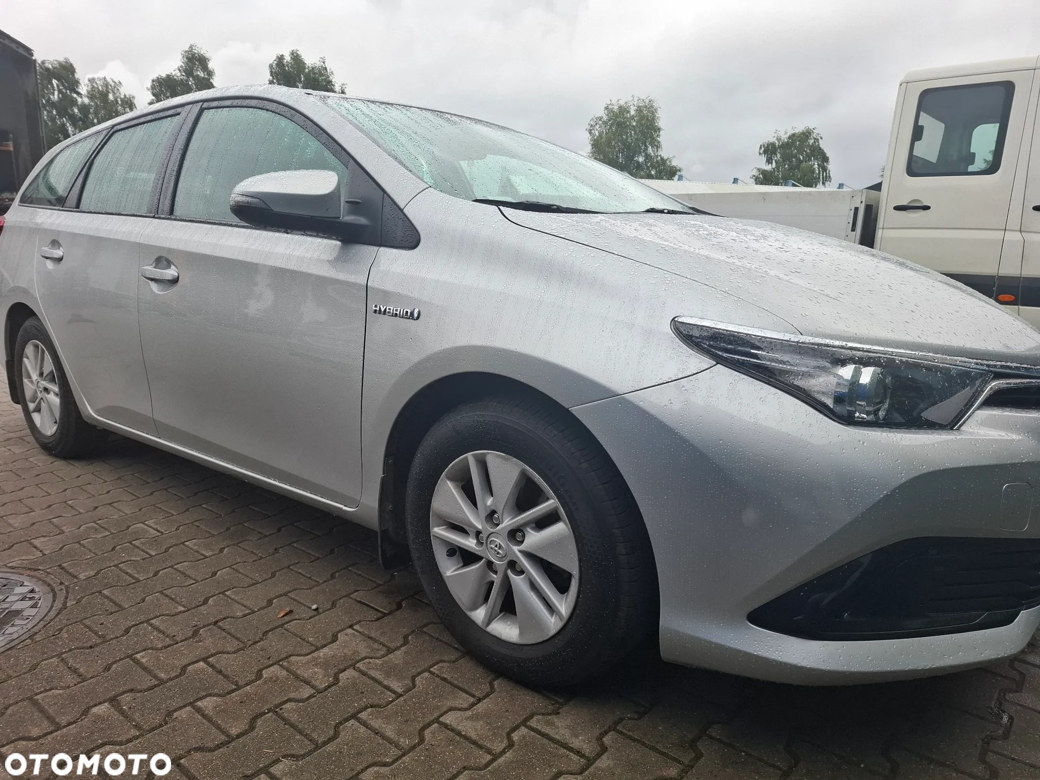 Toyota Auris Hybrid 135 Premium - 2