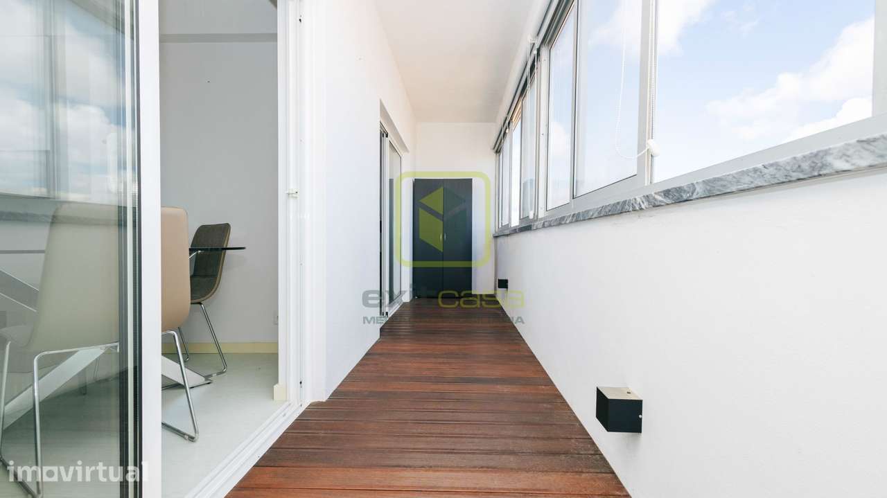 Apartamento T1 na Primeira Linha de Mar! - Grande imagem: 4/24