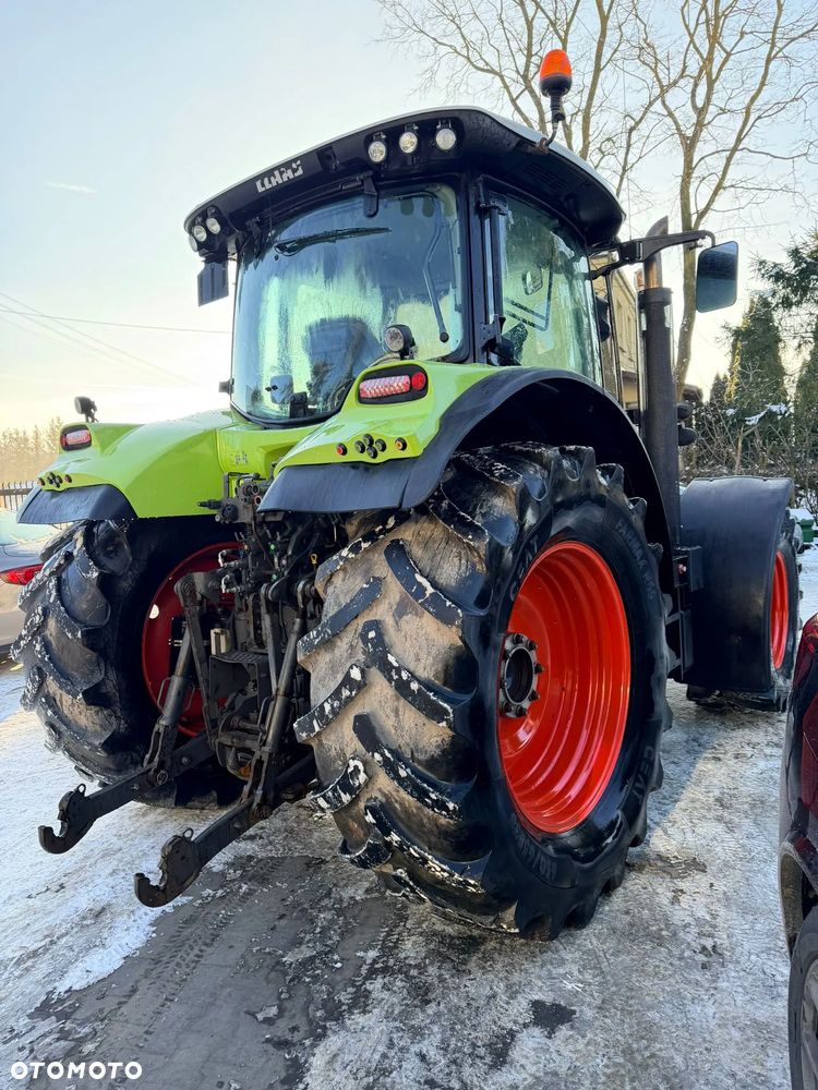 Claas Arion 650 - 11