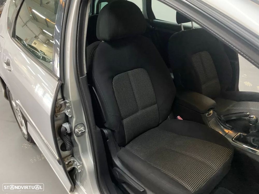 Peugeot 407 SW 1.6 HDi Navteq - 17