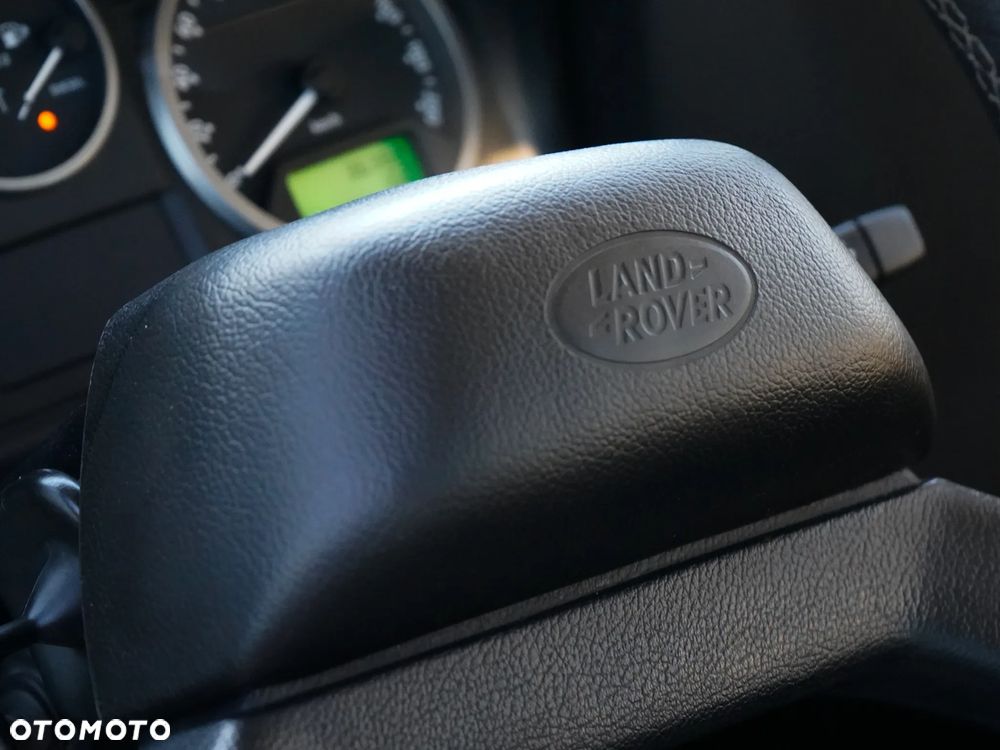 Land Rover Defender 2.4 TD4 HCPU S - 15